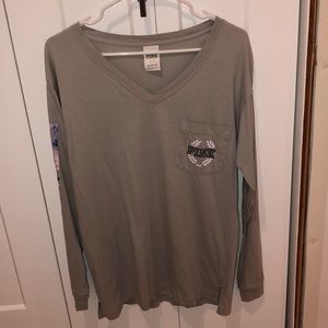 V- neck crew neck